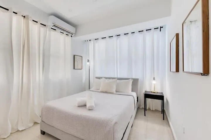 Amazing Group Home Near Beach, Nightlife For 18 산후안 0*,