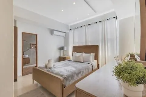 Villa Amazing Group Home Near Beach, Nightlife For 18 San Juan