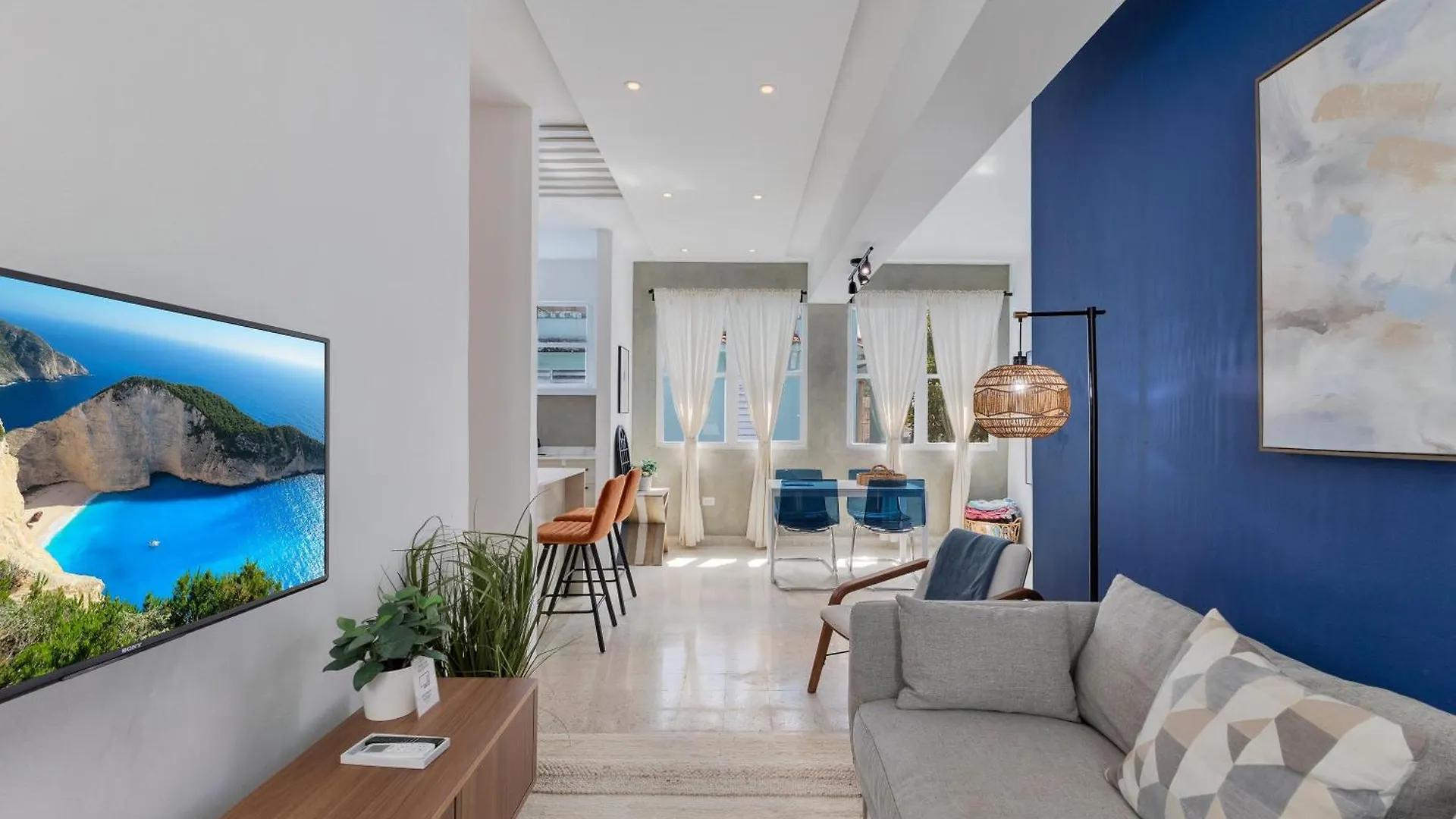 Amazing Group Home Near Beach, Nightlife For 18 San Juan