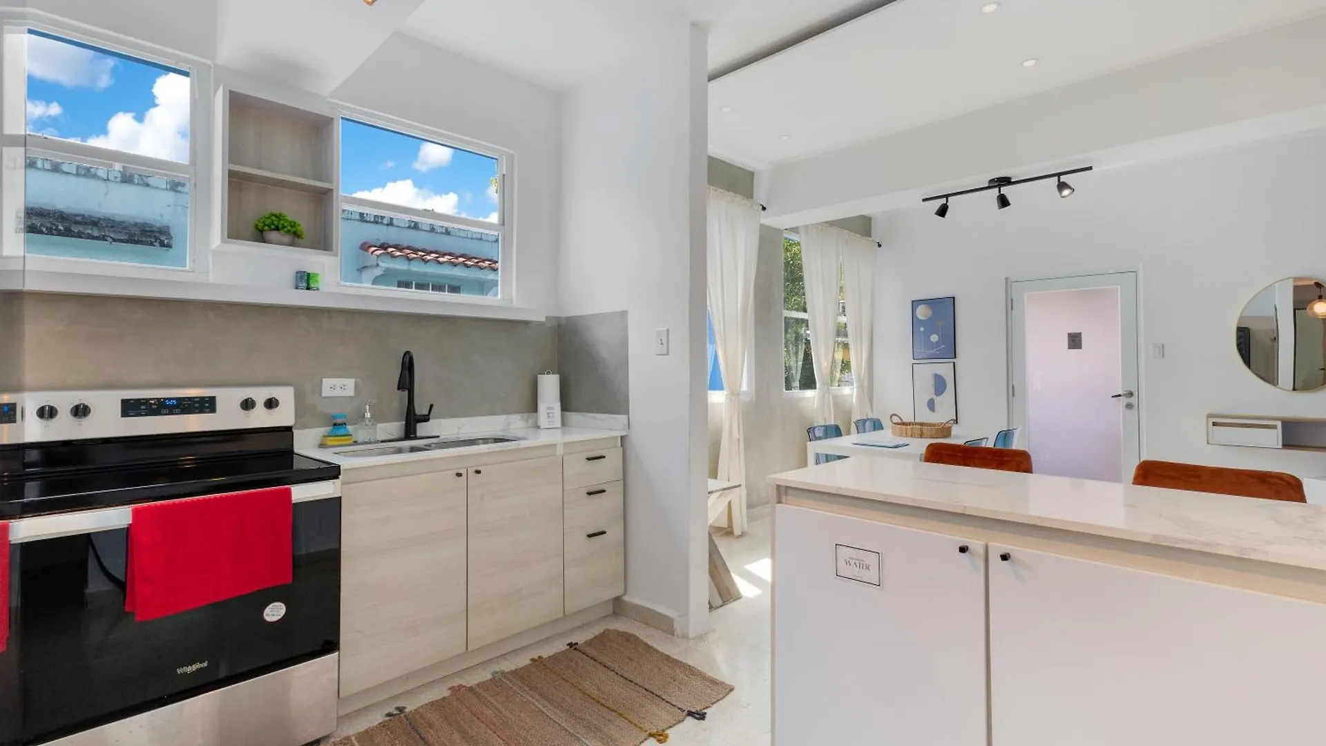 Villa Amazing Group Home Near Beach, Nightlife For 18 San Juan